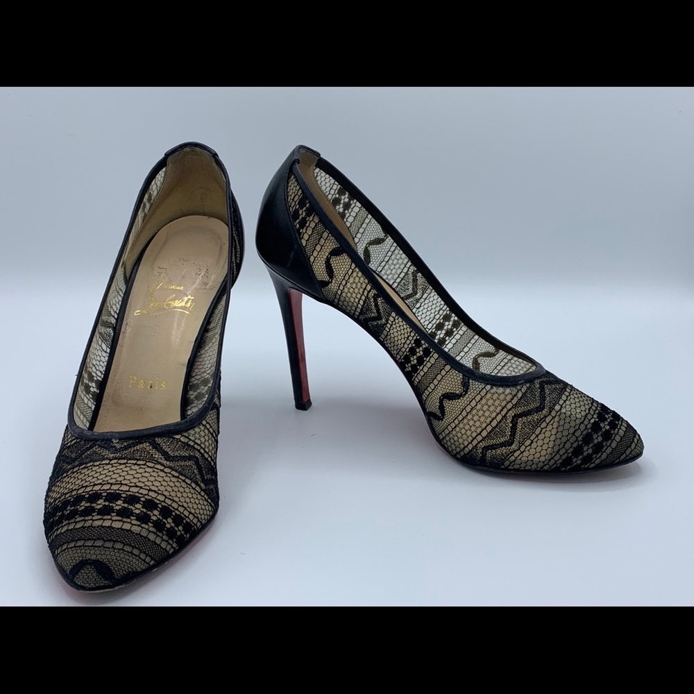 Stylish lace authentic LB pumps